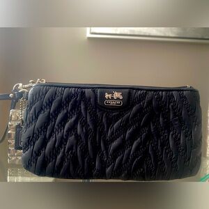 COACH 70th Anniversary Madison Chevron Quilted GO-GO Large Wristlet #46590